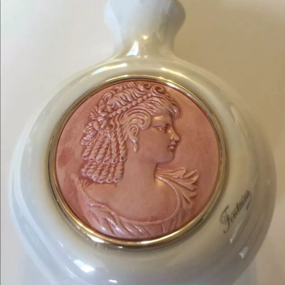 Vintage Capodimonte Small Vase Made In Italy Medallion Porcelain Limited